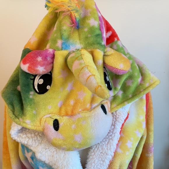 Kids Fuzzy Bath Robe - Picture 2 of 8